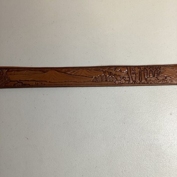 Vintage Name Jack Western Cowboy Outdoor Fish Tooled Cowhide Tan Leather 46 Belt - Picture 4 of 9